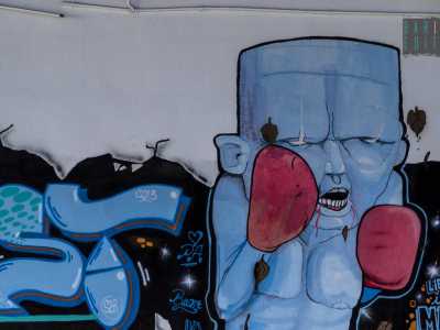 Il murales di un improbabile pugile